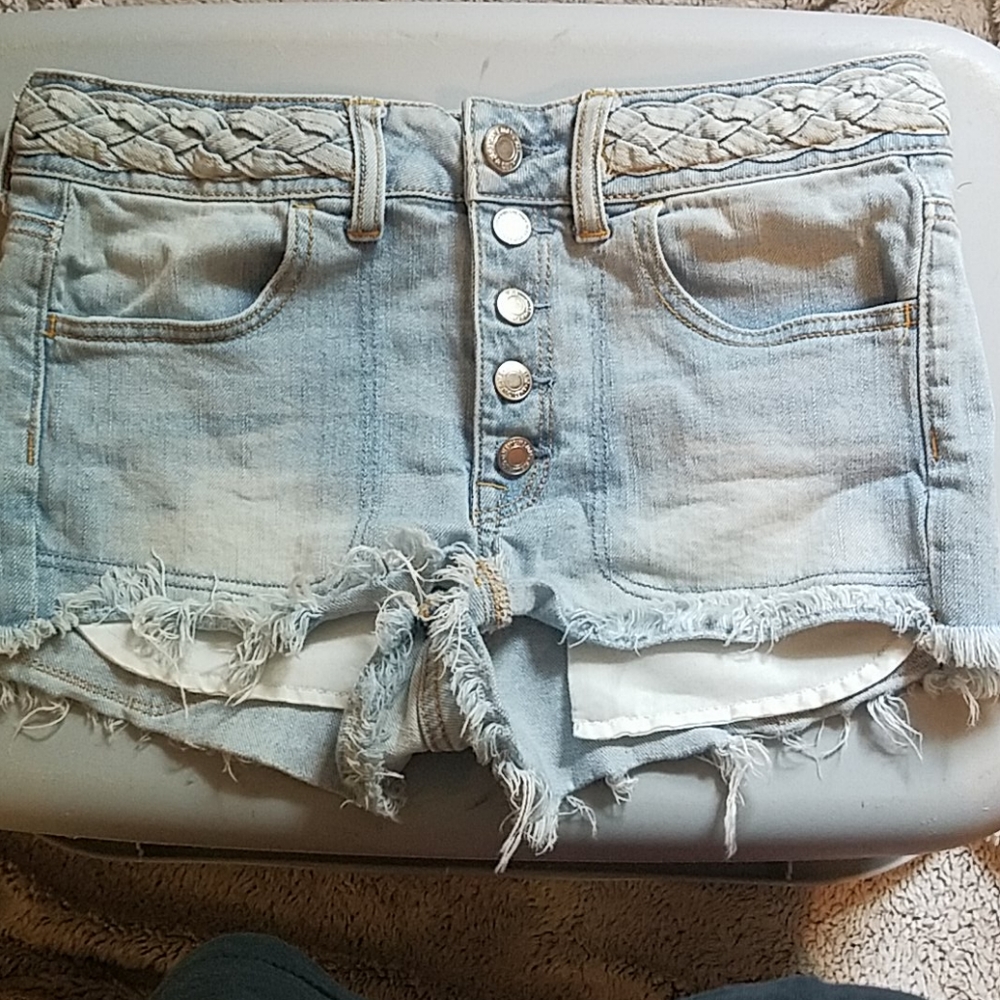 American eagle distressed Jean shorts